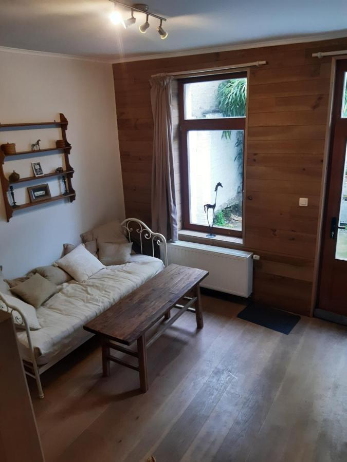 Maison Cosy Au Centre De Nivelles - Videosurveillance Exterieure ภายนอก รูปภาพ