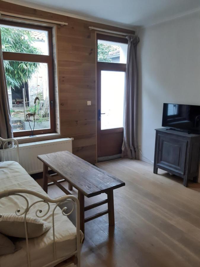 Maison Cosy Au Centre De Nivelles - Videosurveillance Exterieure ภายนอก รูปภาพ